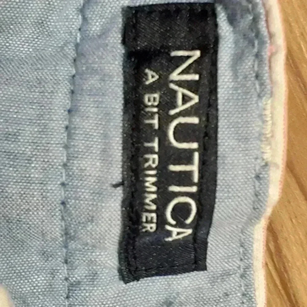 Nautica A Bit Trimmer Pants Size 32/34 EUC